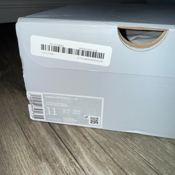 Nike Air Force 1 White Sneakers